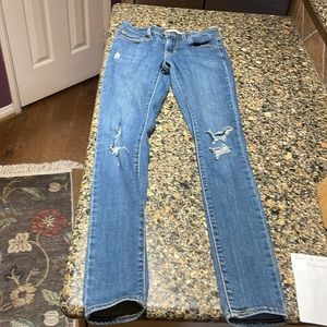 Levi’s 711 skinny